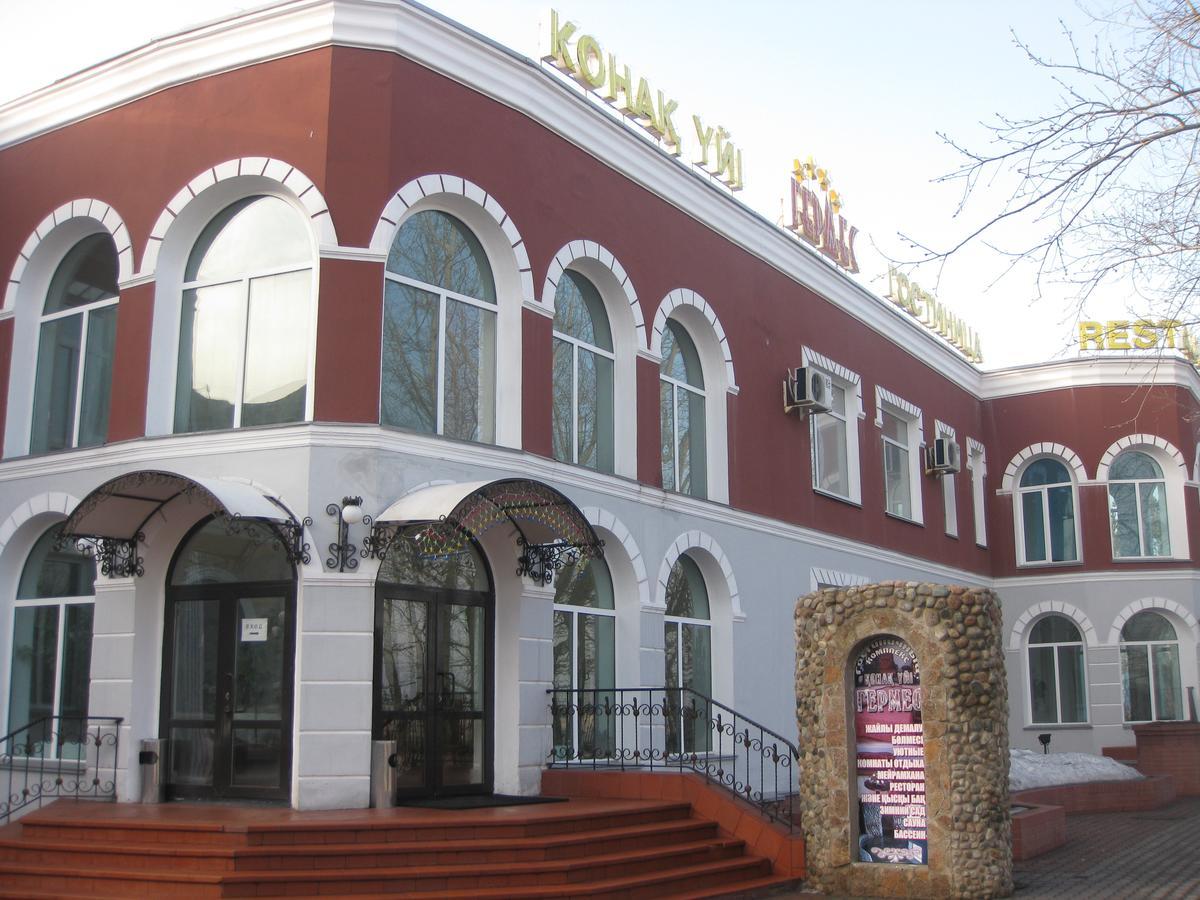 Gostinichny Komplex Germes Karagandy Buitenkant foto